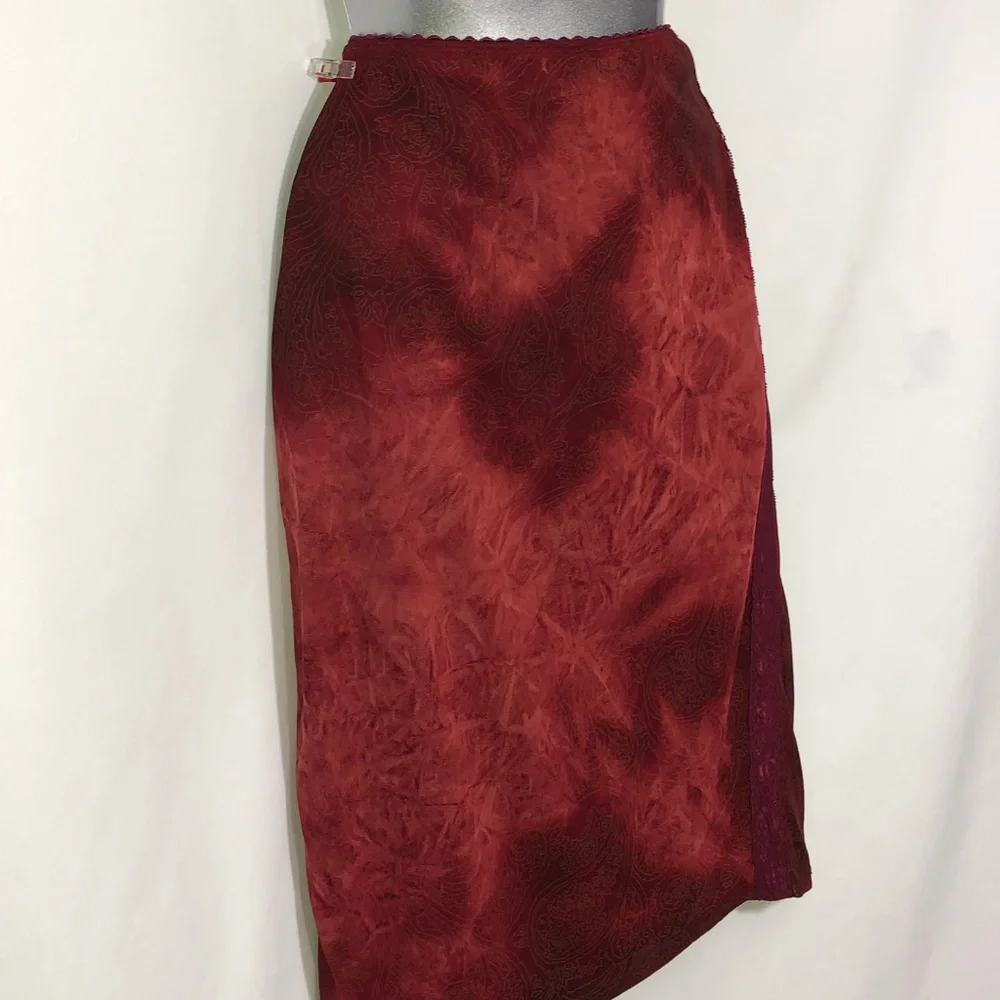 Rampage slip skirt lace on sides gold paisley - Picture 6 of 8